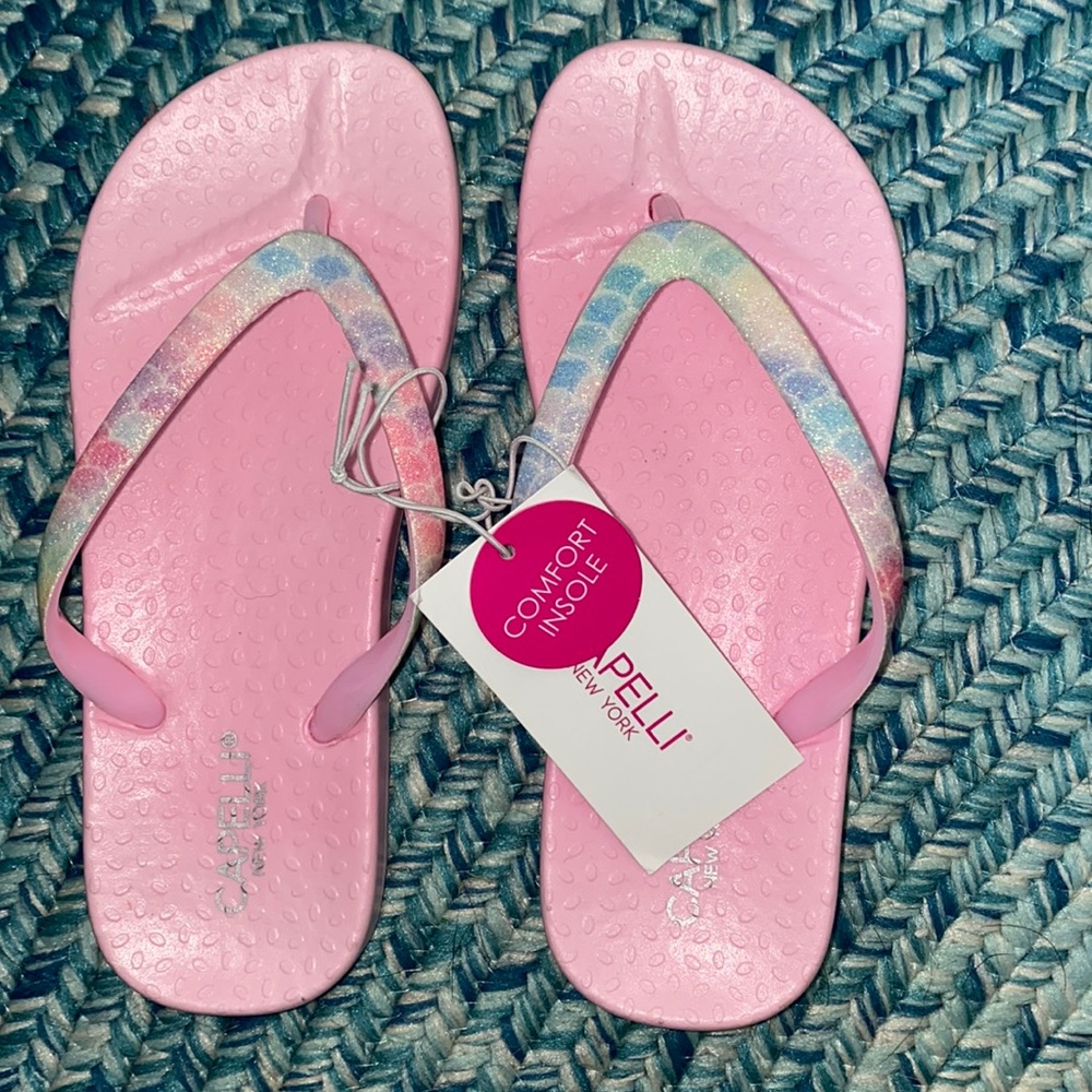 NWT Pink Flip flops